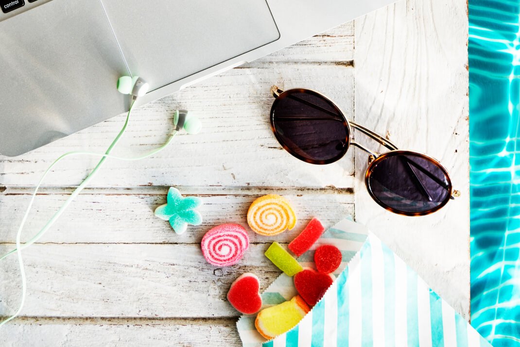 Lens Lovers: Your Eyewear Resource